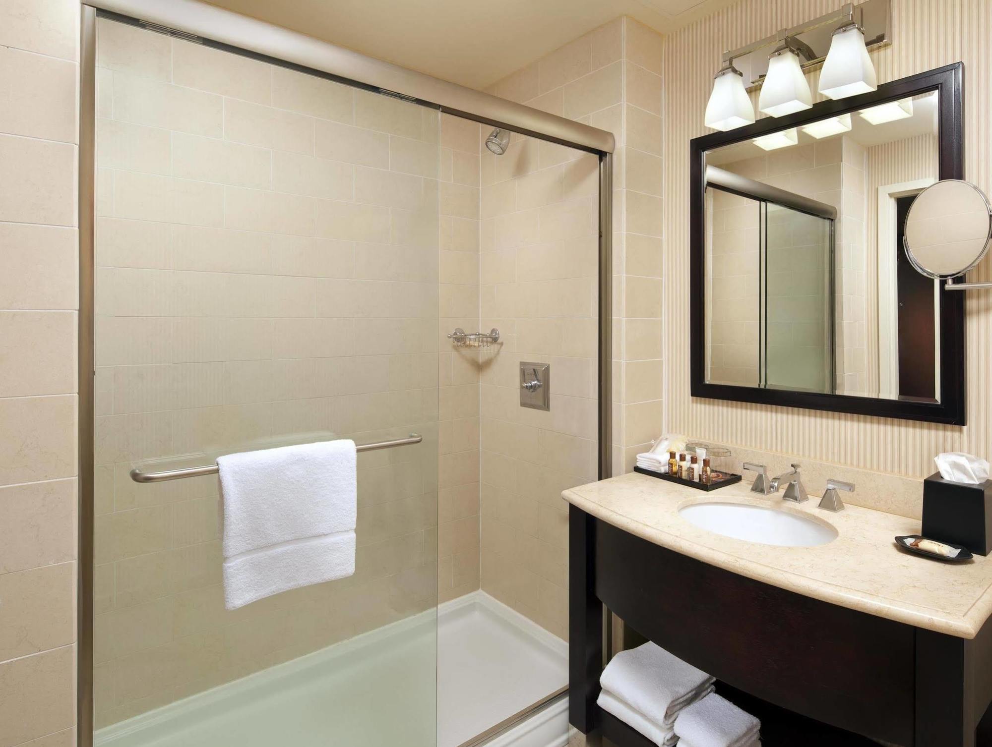 Sheraton Garden Grove-Anaheim South Екстер'єр фото